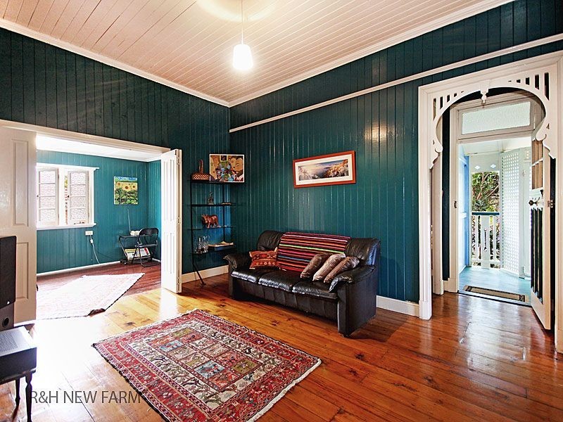 34 Brassey Street, Fairfield QLD 4103