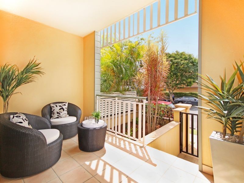 2/925 Brunswick Street, New Farm QLD 4005