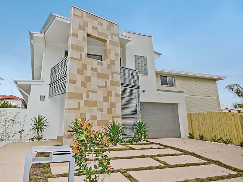 25 Fuljames Lane, New Farm QLD 4005