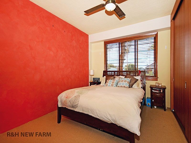 4/66 Merthyr Road, New Farm QLD 4005