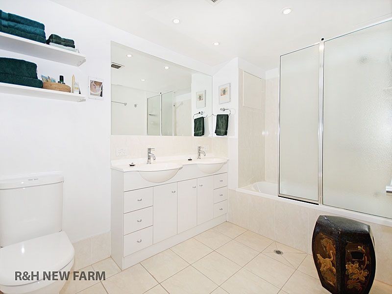 905/35 Astor Tce, Spring Hill QLD 4000