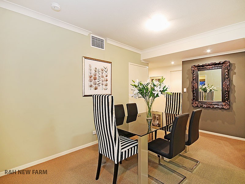 8/37 Moray Street, New Farm QLD 4005