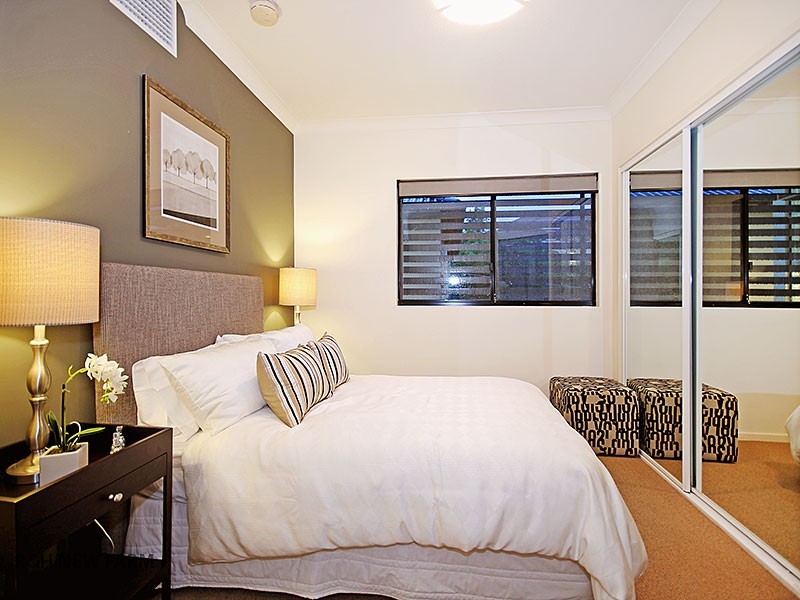 8/37 Moray Street, New Farm QLD 4005