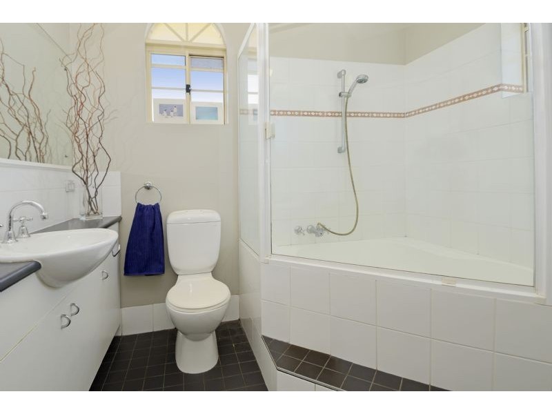 5/19 Oxlade Drive, New Farm QLD 4005