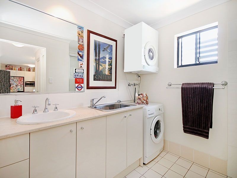 15/120 Commercial Road, Teneriffe QLD 4005