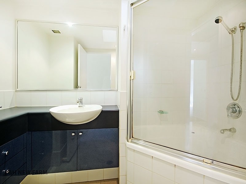 11/32 Kent Street, New Farm QLD 4005