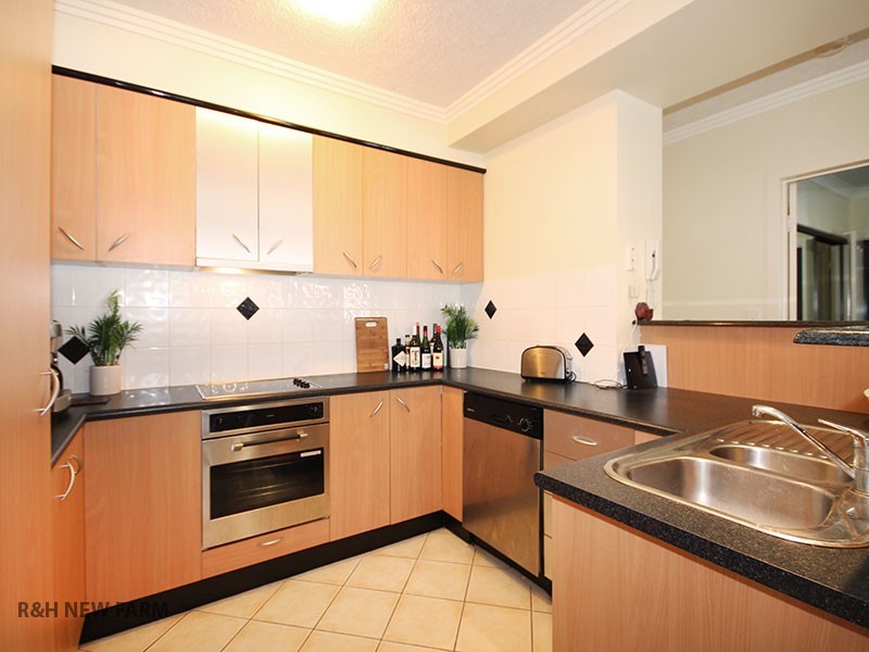 3/124 Sydney Street, New Farm QLD 4005