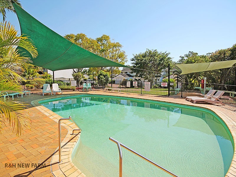 16/14 Kensington Place, Birkdale QLD 4159