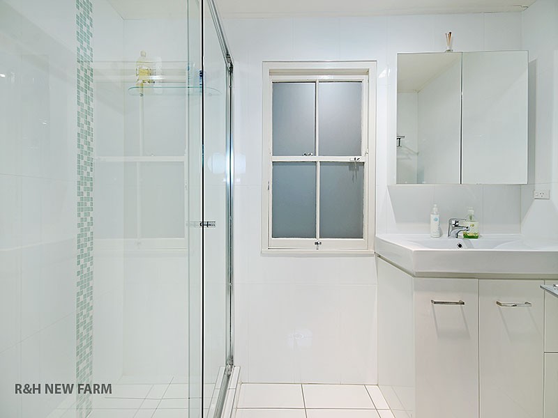 77a Clay Street, New Farm QLD 4005