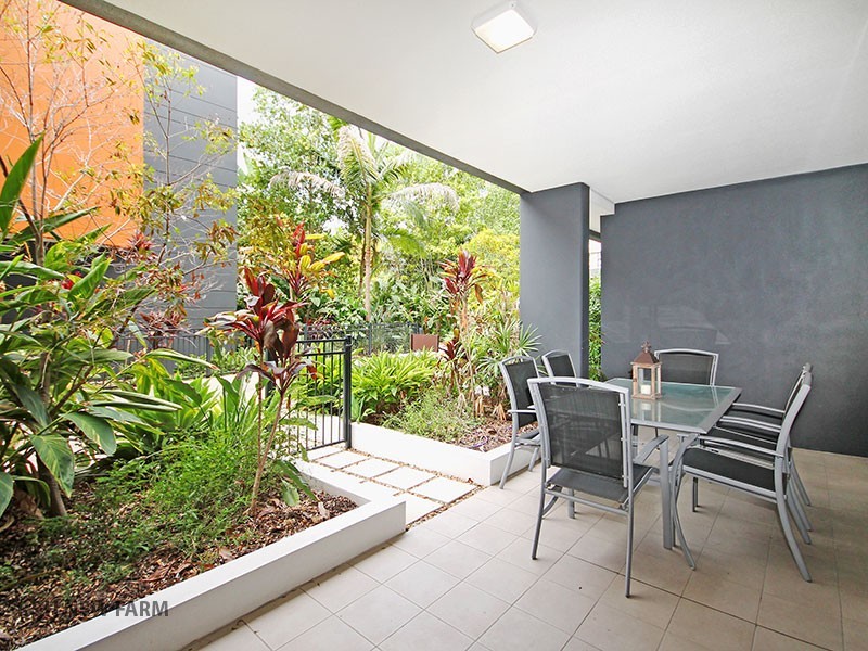 202/10 Pidgeon Close, West End QLD 4101