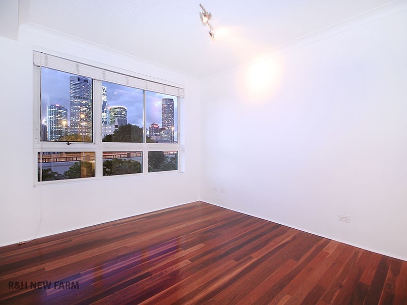 20/1 Goodwin Street, Kangaroo Point QLD 4169