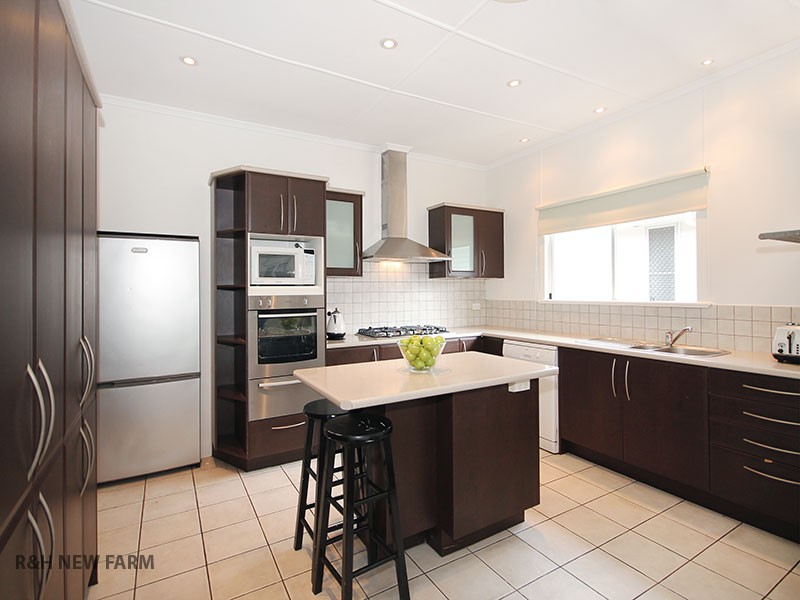 312 Rode Road, Wavell Heights QLD 4012