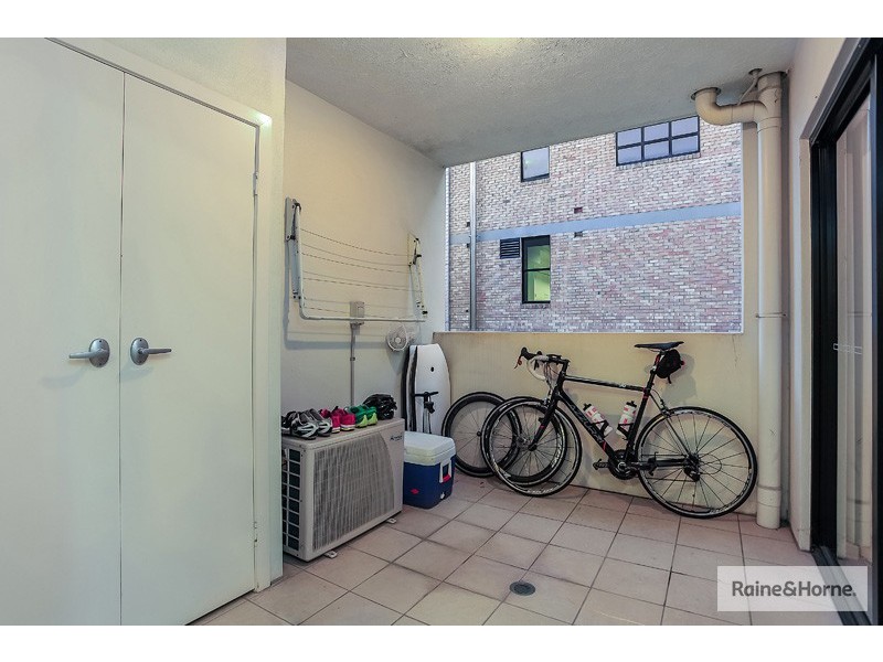 6/120 Commercial road, Teneriffe QLD 4005