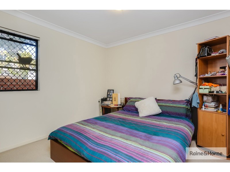 1/120 COMMERCIAL ROAD, Teneriffe QLD 4005