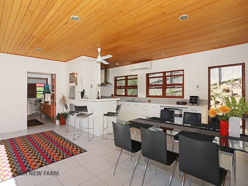 41 Steptoe Street, Chapel Hill QLD 4069