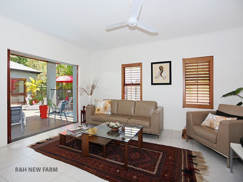 41 Steptoe Street, Chapel Hill QLD 4069