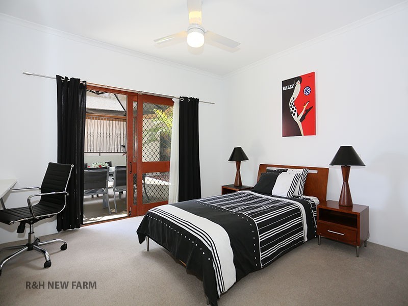 41 Steptoe Street, Chapel Hill QLD 4069