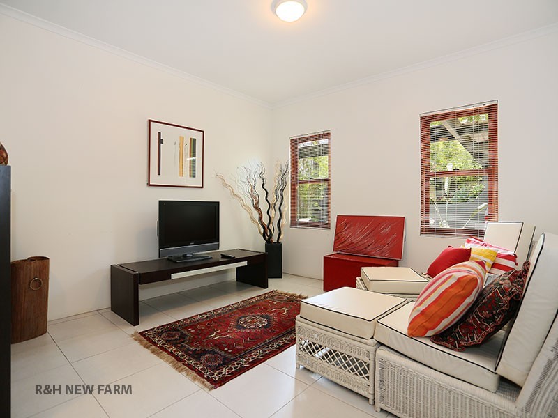 41 Steptoe Street, Chapel Hill QLD 4069