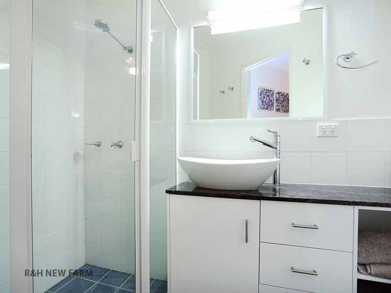 7/2 Macquarie Street, Teneriffe QLD 4005