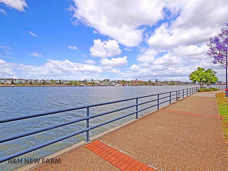 7/2 Macquarie Street, Teneriffe QLD 4005