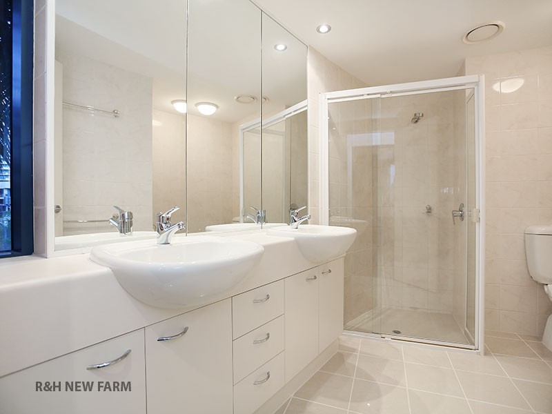 10/321 Main Street, Kangaroo Point QLD 4169