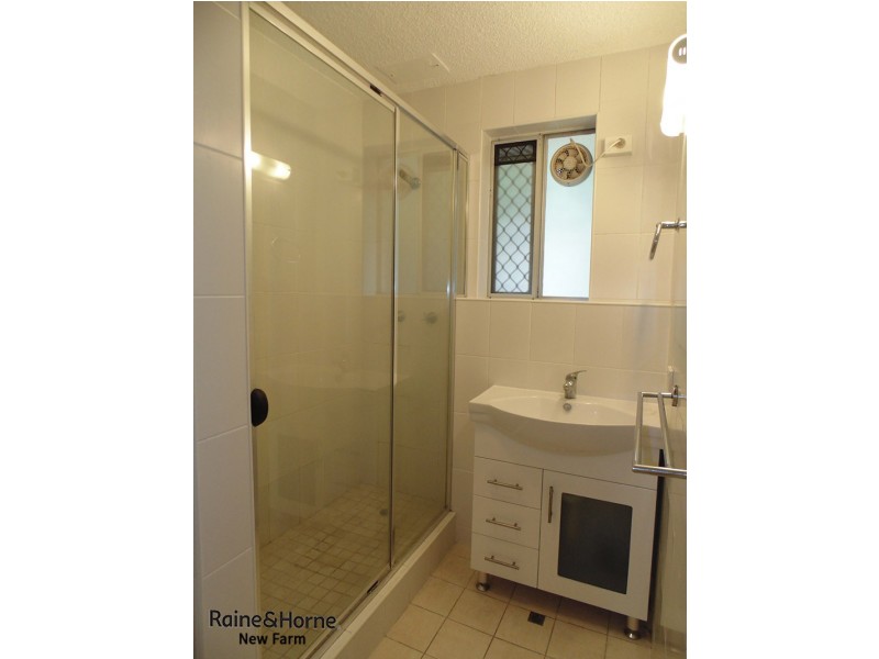 2/743 Brunswick Street, New Farm QLD 4005