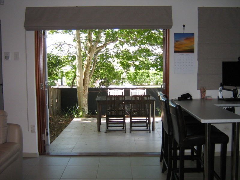 1/121 Oxlade Drive, New Farm QLD 4005