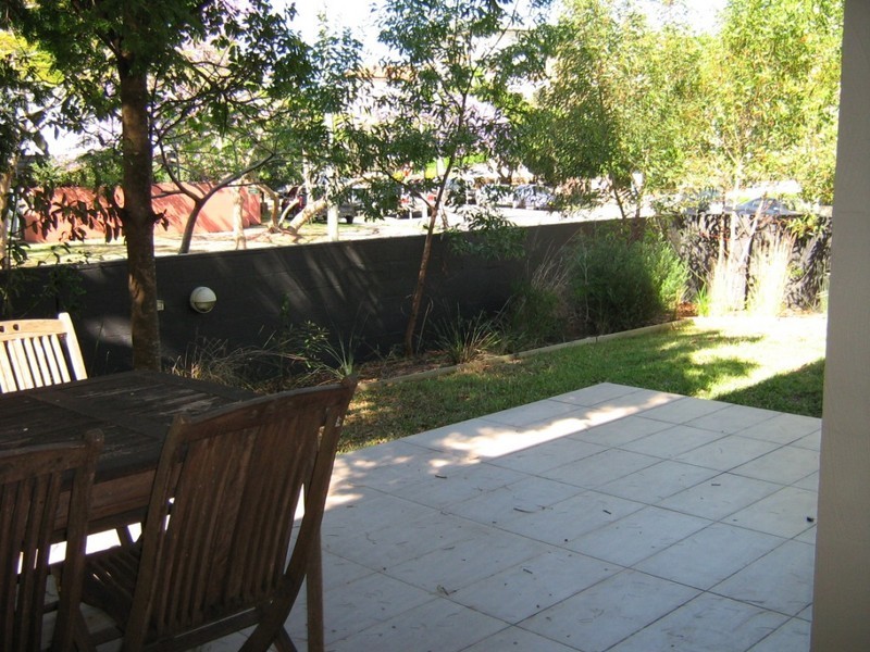 1/121 Oxlade Drive, New Farm QLD 4005