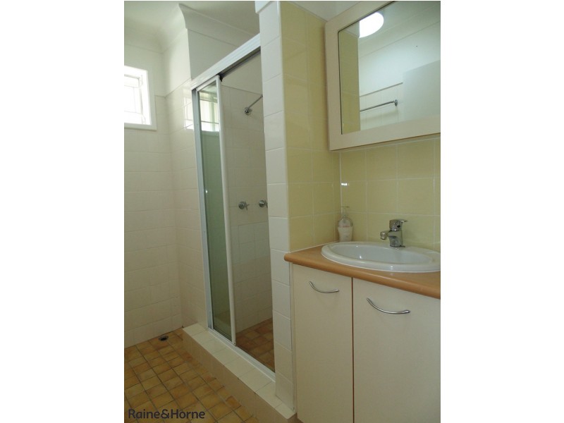 8/84 Moreton Street, New Farm QLD 4005