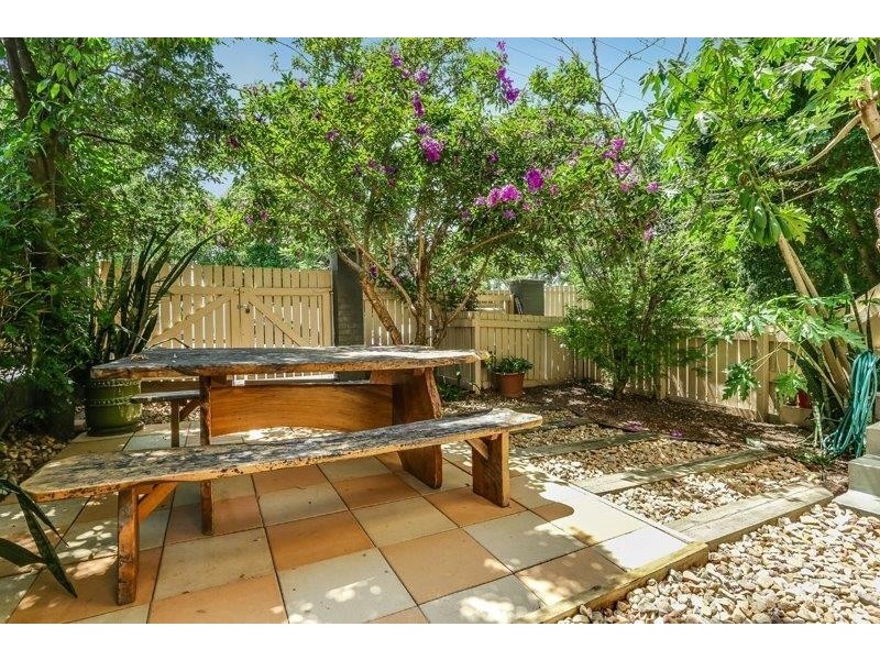 2/497 Bowen Terrace, New Farm QLD 4005