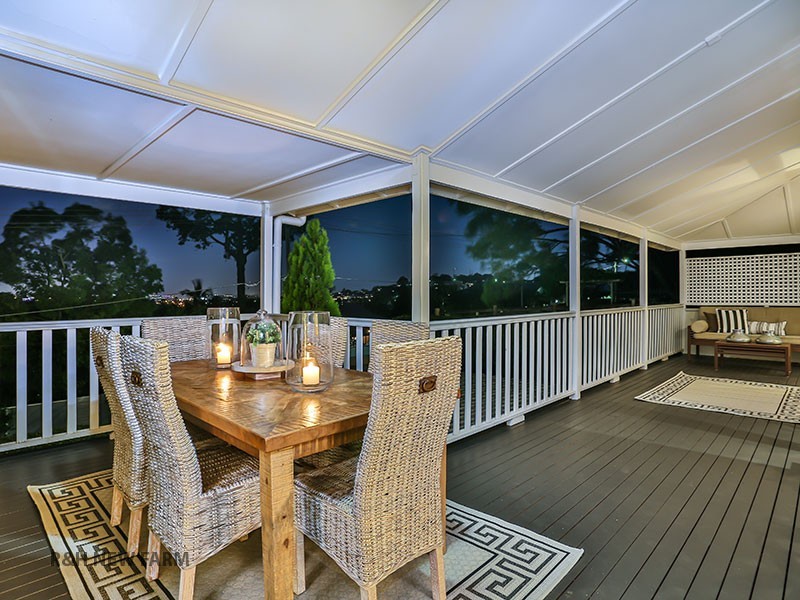54 Christian Street, Clayfield QLD 4011