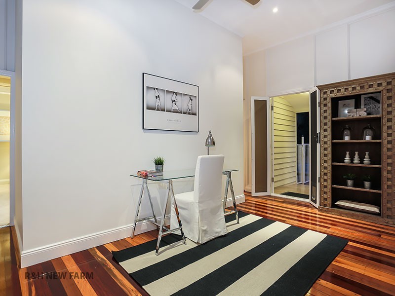 54 Christian Street, Clayfield QLD 4011