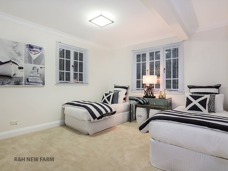54 Christian Street, Clayfield QLD 4011