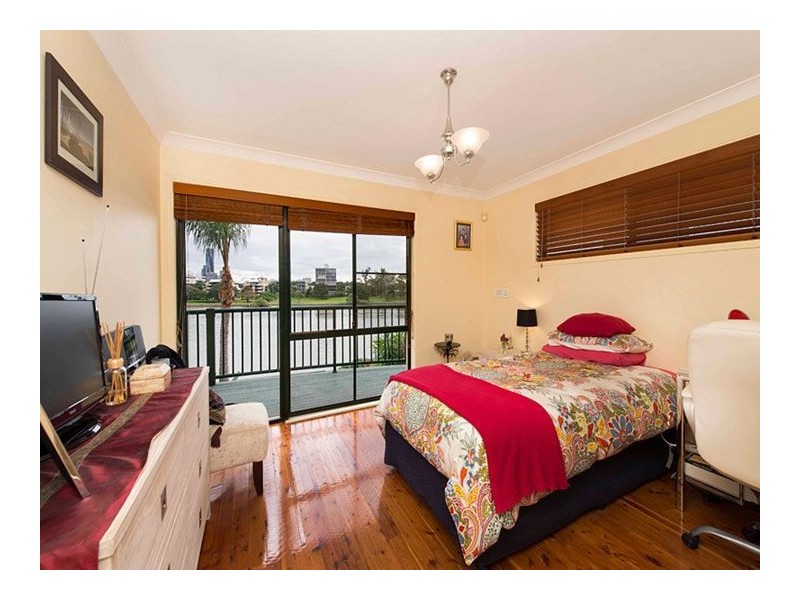 27 Laidlaw Parade, East Brisbane QLD 4169