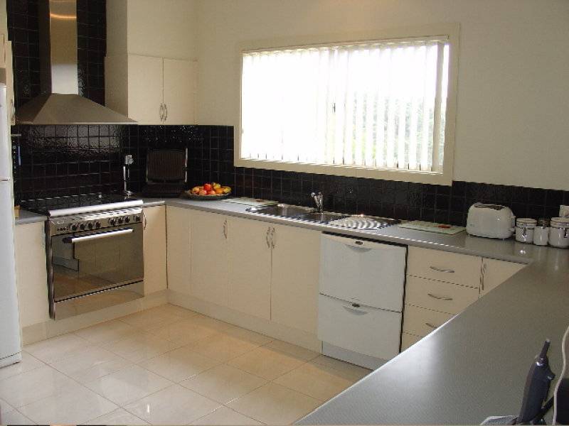 8 Everett Court, Mollymook NSW 2539