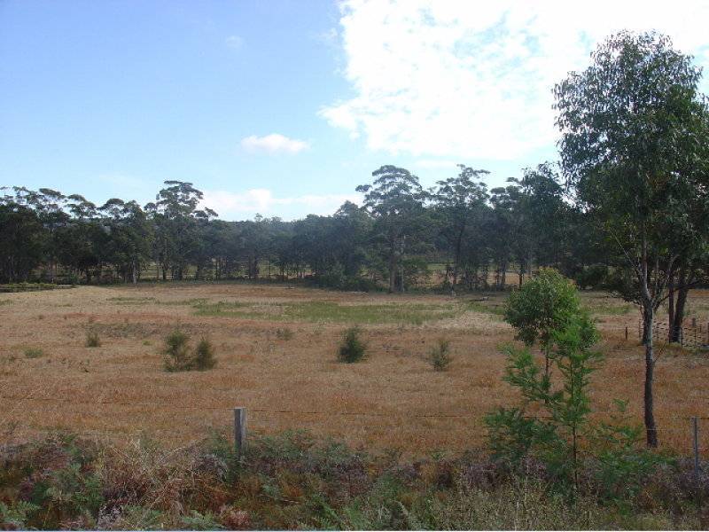 84 Princes Highway, Lake Tabourie NSW 2539