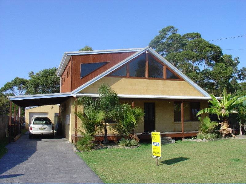 11 Lyra Drive, Lake Tabourie NSW 2539