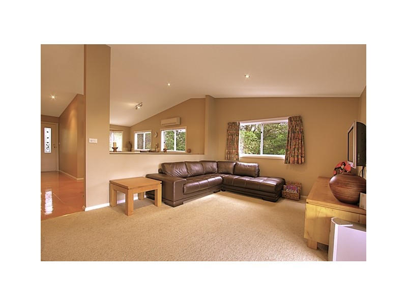 33 Linden Way, Mollymook NSW 2539