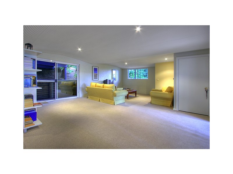 33 Linden Way, Mollymook NSW 2539