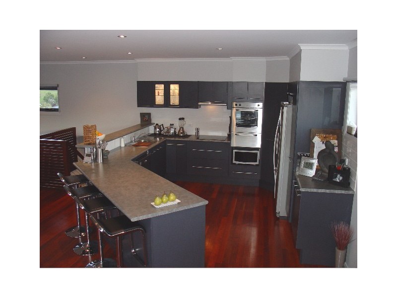 33 Springfield Drive, Mollymook NSW 2539