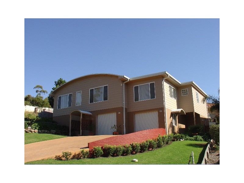 24 Scorpio Grove, Narrawallee NSW 2539