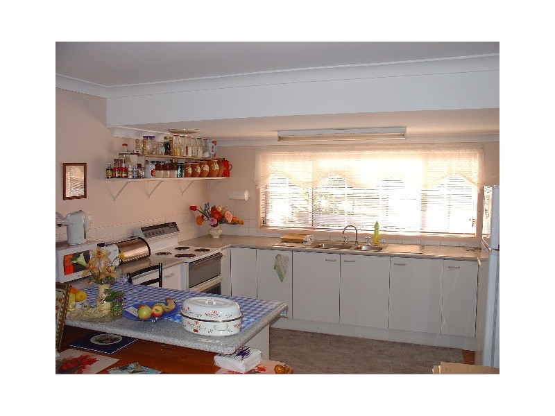 17 Leigh Crescent, Ulladulla NSW 2539