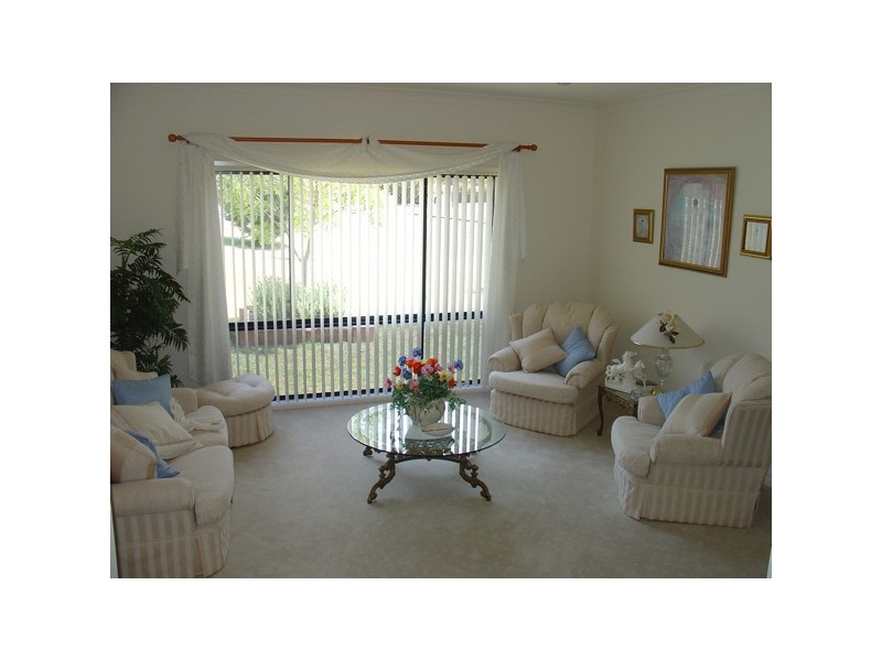 207 Matron Porter Drive, Narrawallee NSW 2539