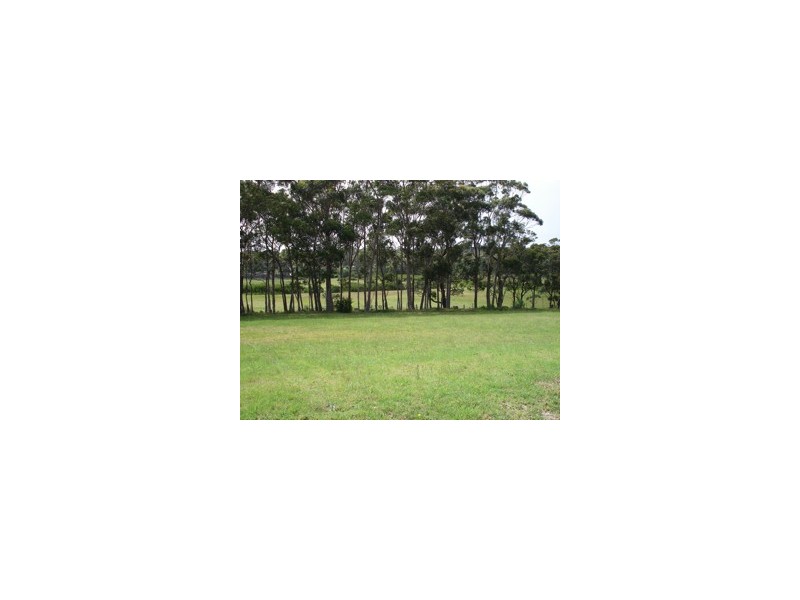 13 Bada Crescent, Burrill Lake NSW 2539