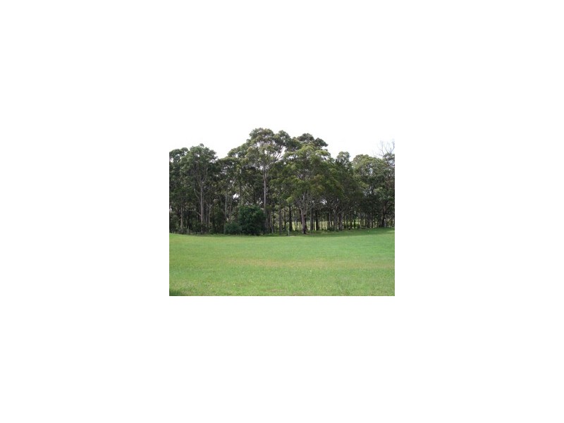 17  Wuru Drive, Burrill Lake NSW 2539