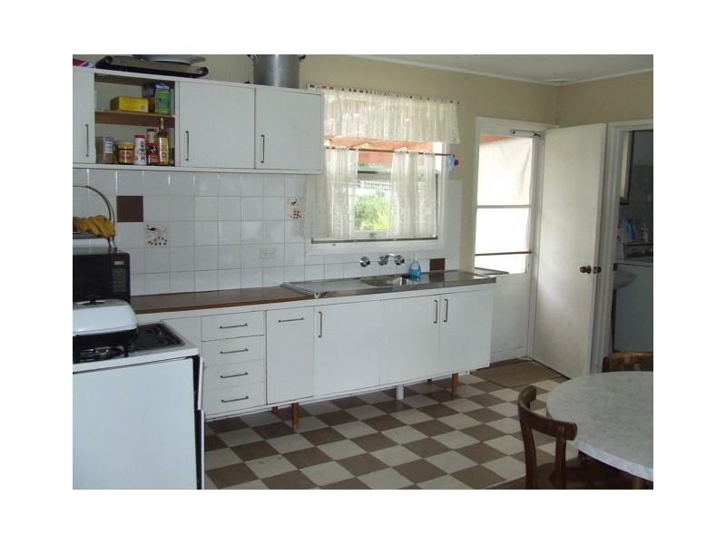 17 Highview Drive, Dolphin Point NSW 2539