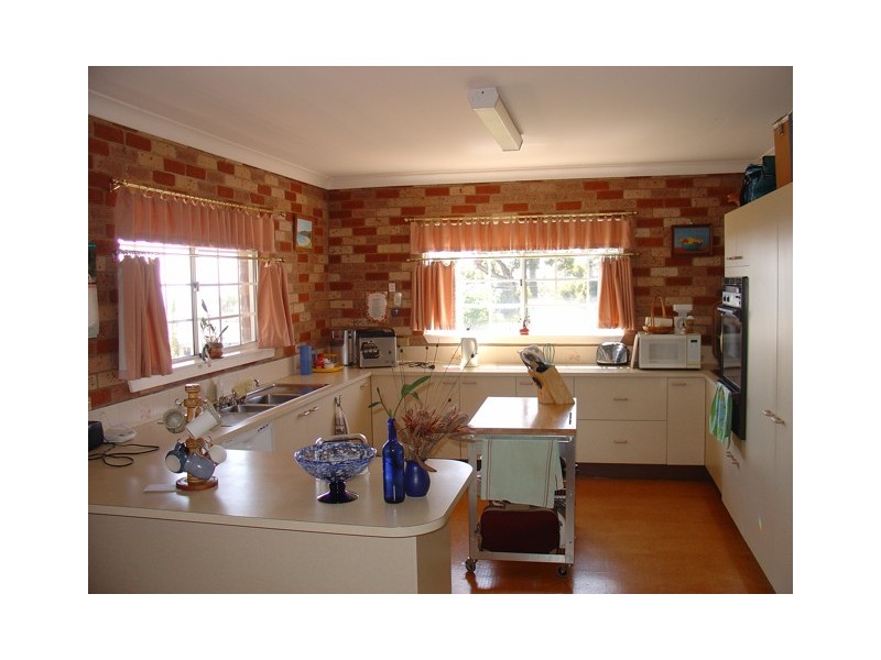 27 Princes Highway, Ulladulla NSW 2539