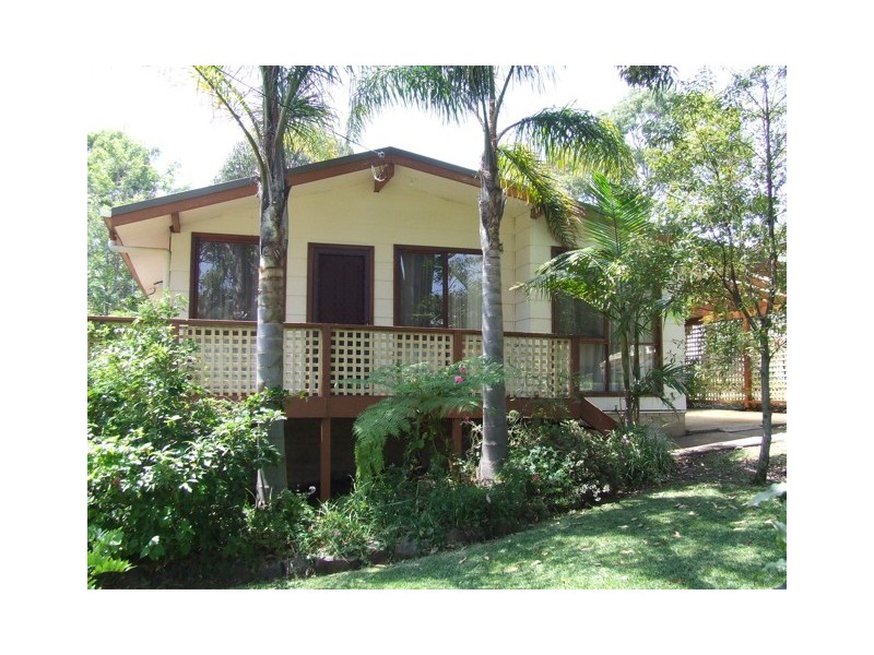 42 Lockhart Avenue, Mollymook NSW 2539