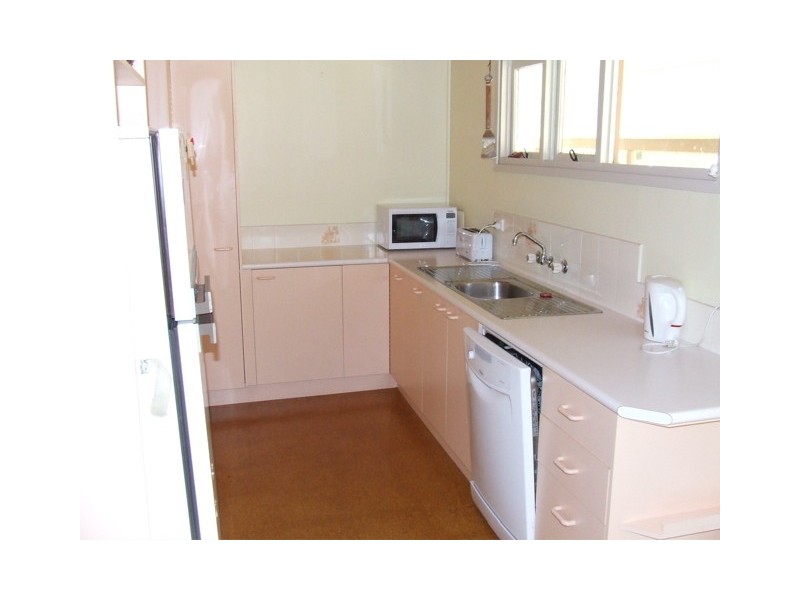 42 Lockhart Avenue, Mollymook NSW 2539