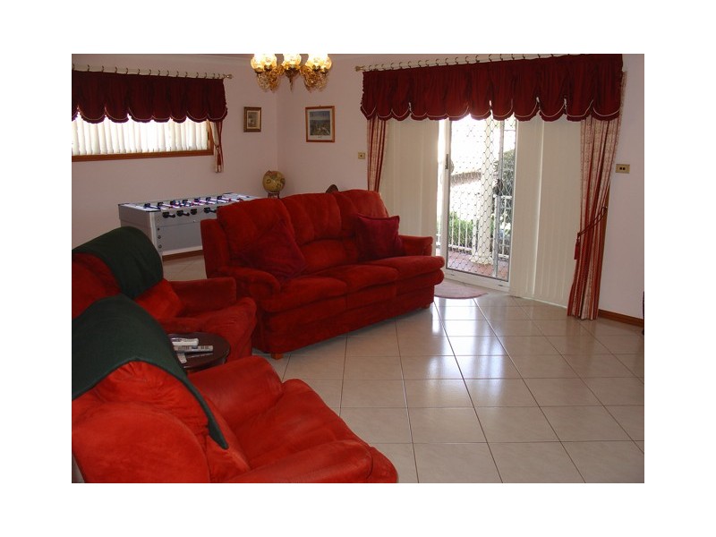 1 Rennies Beach Close, Ulladulla NSW 2539